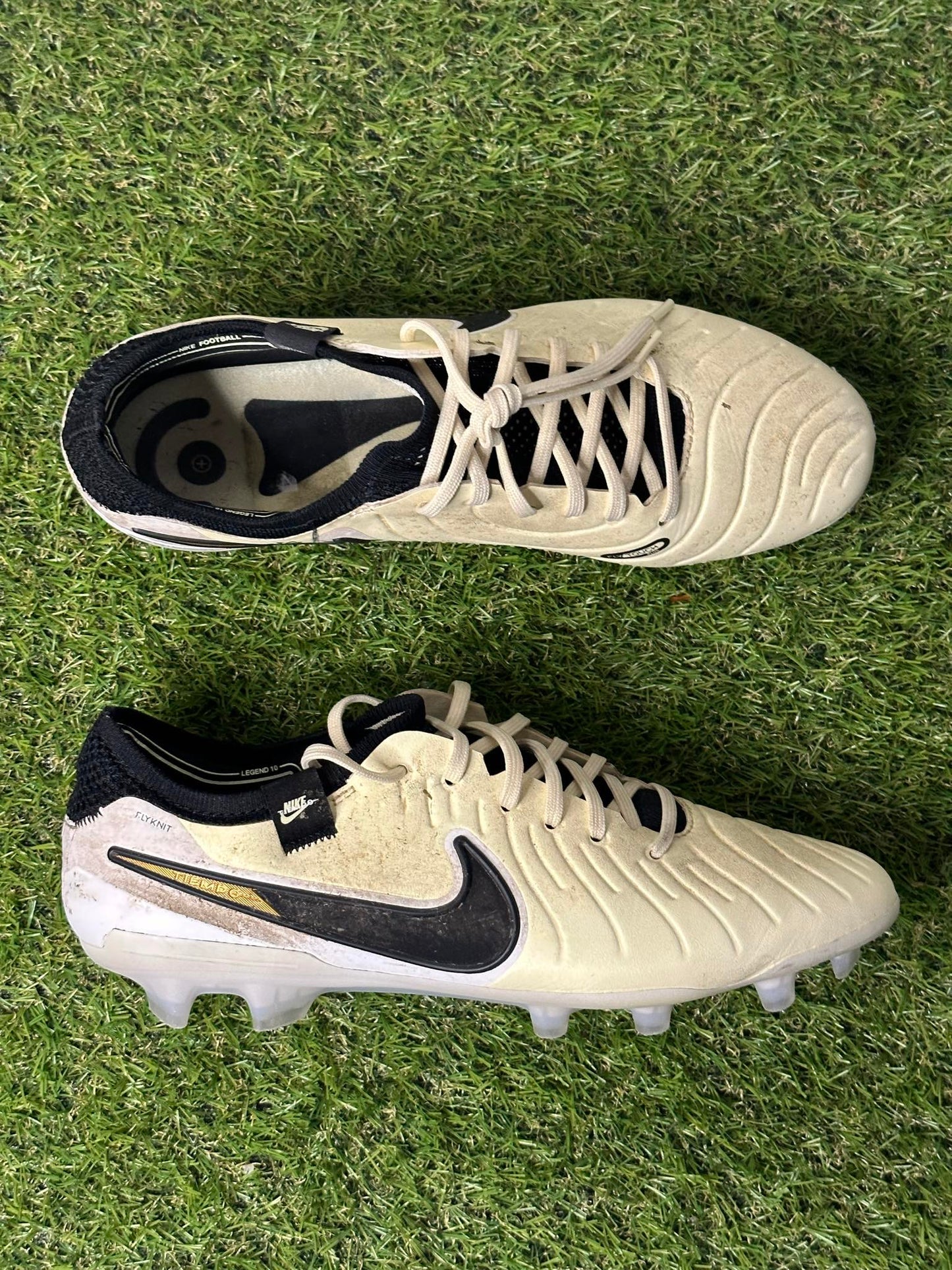 Nike Tiempo Legend 10 "Lemonade/Metallic gold" FG